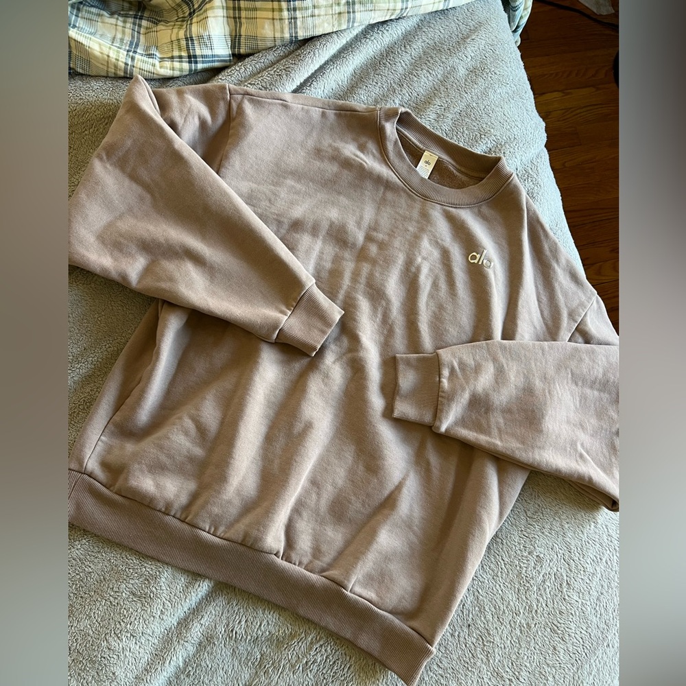 Alo Yoga Accolade Crew Neck Pullover Gravel Tan Medium - Picture 2 of 5
